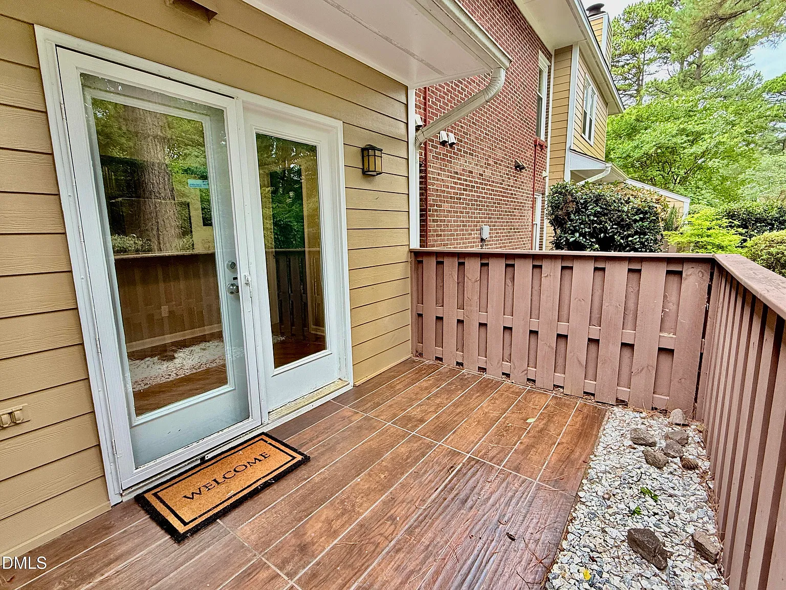 2 bed, 2.0 bath, 836 sqft, $1,450 — Photo 3