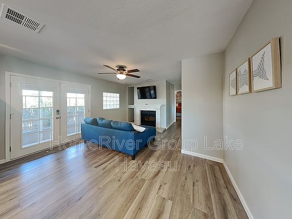 4th image of 3210 Joyce Ln