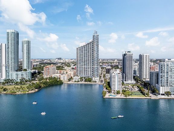 3rd image of 2020 N Bayshore Dr #3405-06