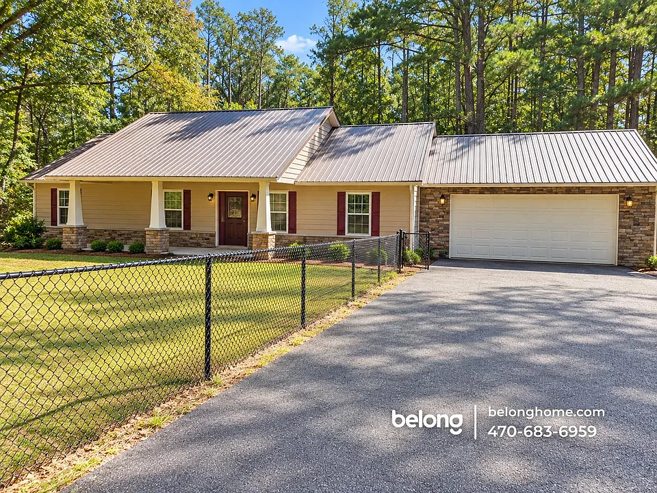 654 Peeples Valley Rd NE