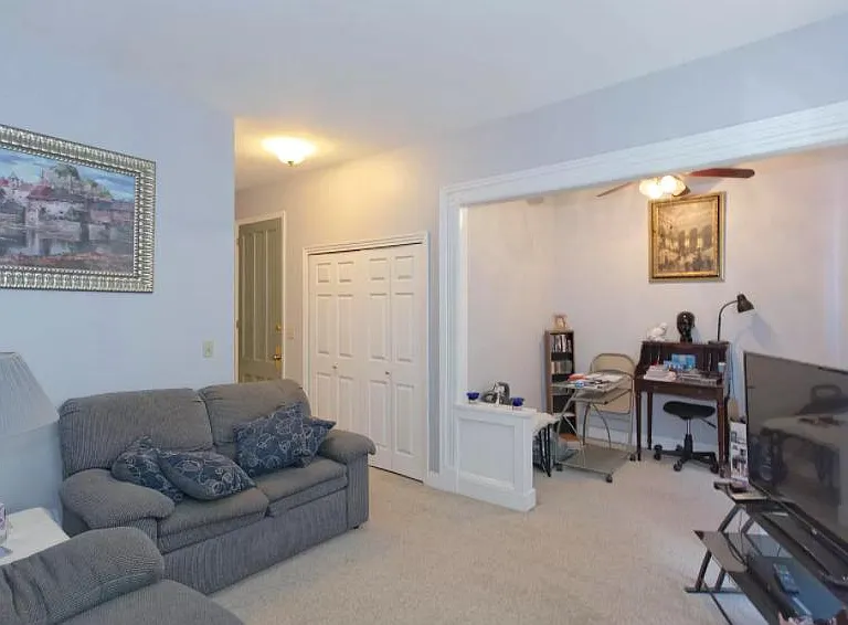 178 S Swan St #2 — Photo 11