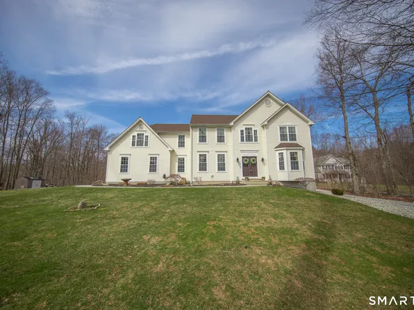 29 Daniel Drive, Colchester, CT 06415