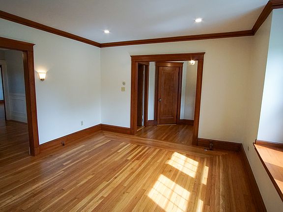 3rd image of 754 Massachusetts Ave #1
