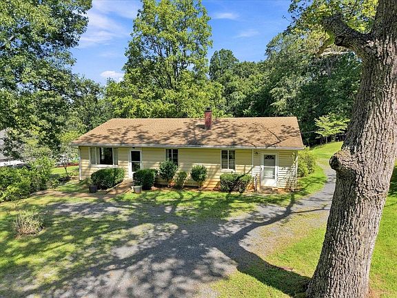 4th image of 2179 Greenfield Rd