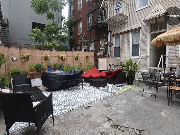 2nd image of 81 N 7th St #3B
