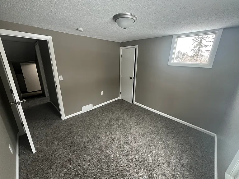 638 Sherman St #N — Photo 3