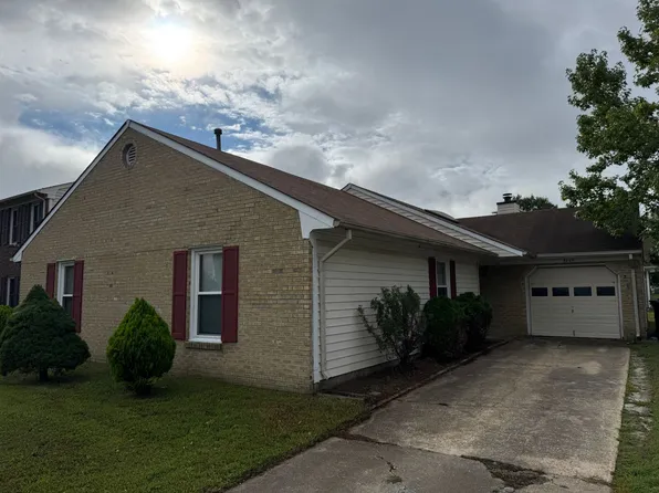 3069 Barberry Ln, Virginia Beach, VA 23453