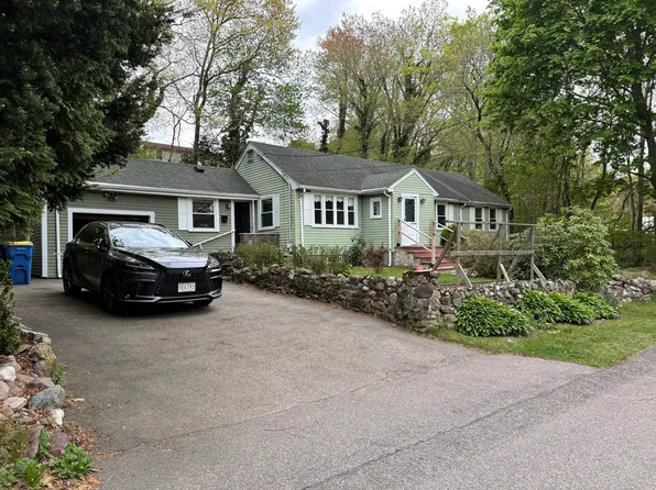 36 Sarah St, Randolph, MA 02368