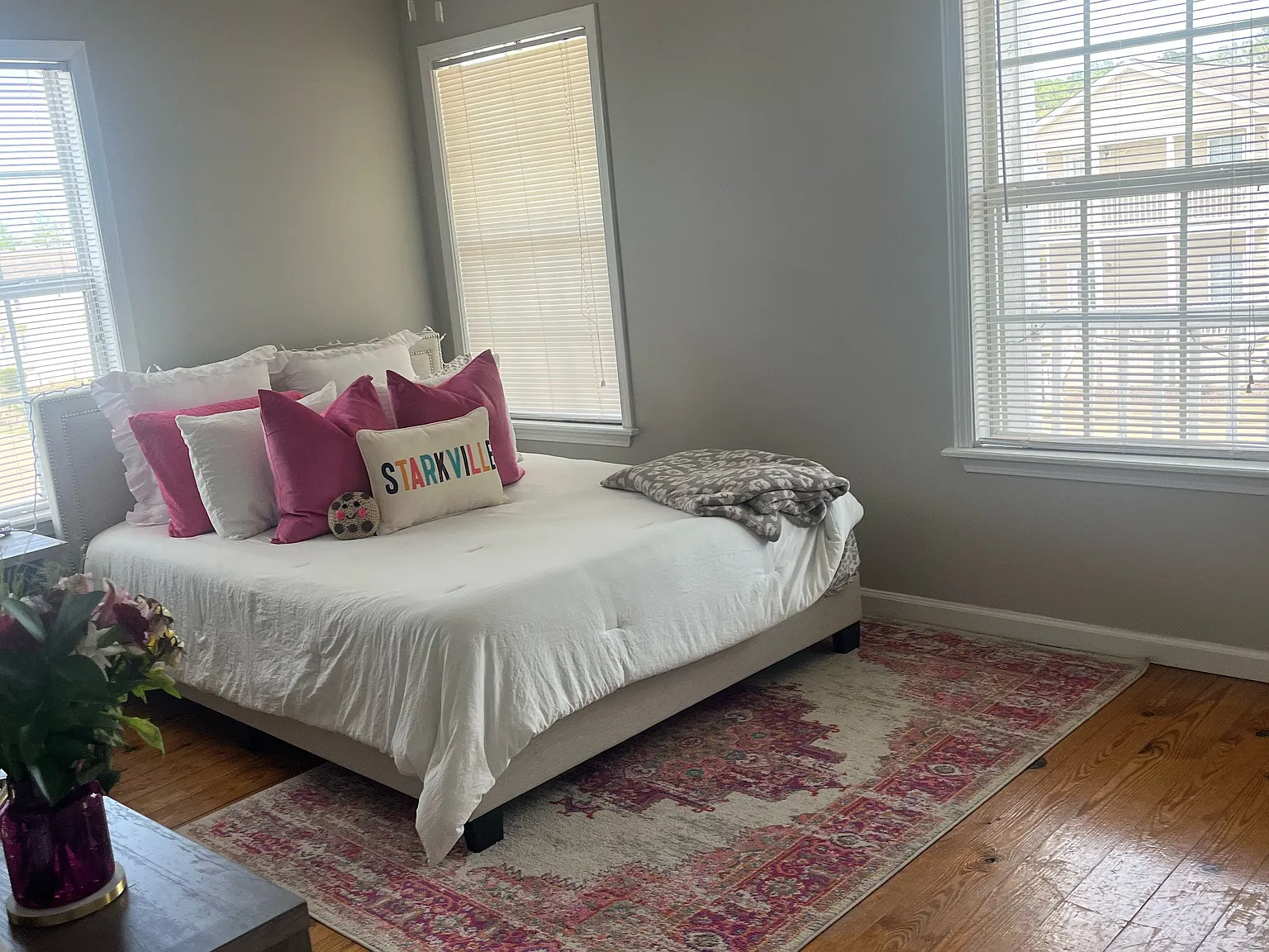 3 bed, $1,400 — Photo 4