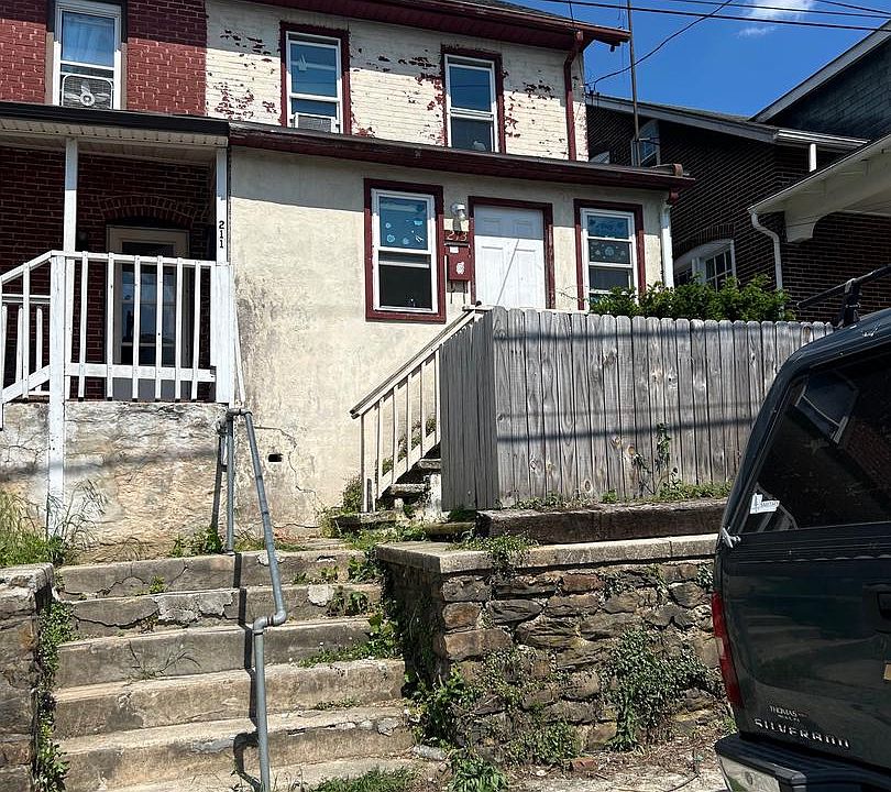 1st image of 213 Union Ave