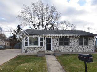 137 Cedar Cir, Stone Park, IL 60107