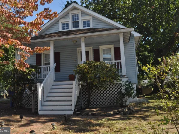 202 E Center Ave, Maple Shade, NJ 08052