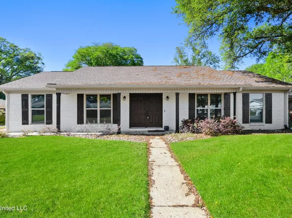2454 S Shore Dr, Biloxi, MS 39532
