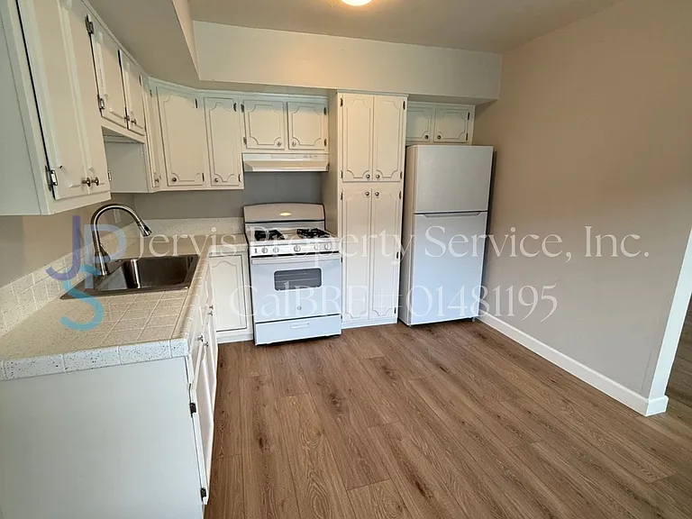 Fountainhead Apartments — Photo 24