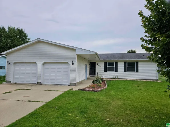 210 Daphne St, Lakeside, IA 50588