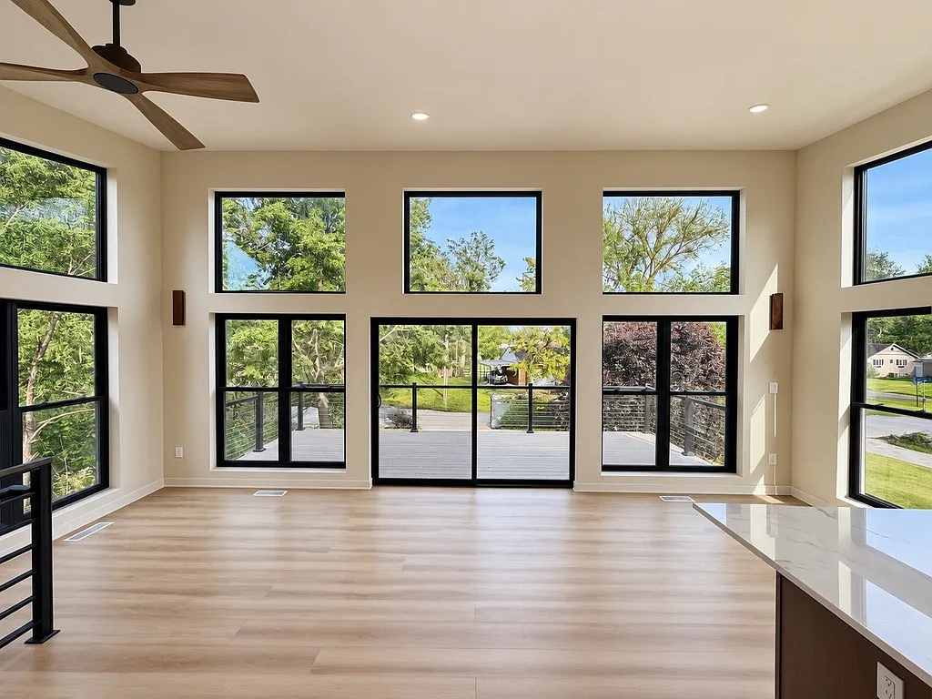 2 bed, 1000 sqft, $3,500 — Photo 2