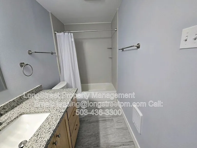 3161 N Shore Dr SE #3 — Photo 16