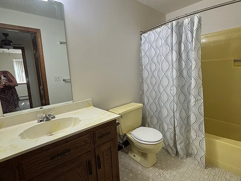 33 Lochview Dr — Photo 9