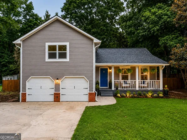 204 Groveland Dr, Peachtree City, GA 30269
