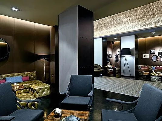 Sold by Stribling | media 4