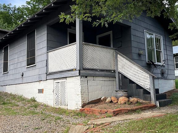 4th image of 33 Holtzclaw St