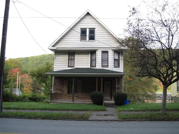 1434 W 1st St, Oil City, PA 16301