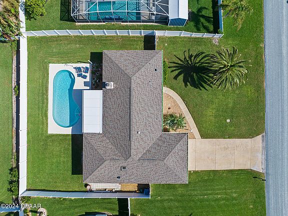 4th image of 27 Sea Island Dr S