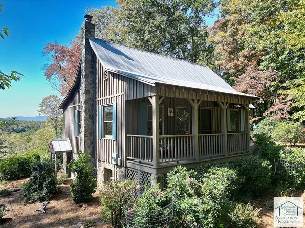 1128 Trout Run Dr, Woolwine, VA 24185