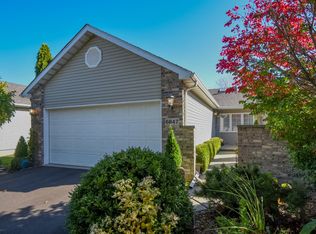 6847 Falcon Dr, Schererville, IN 46375