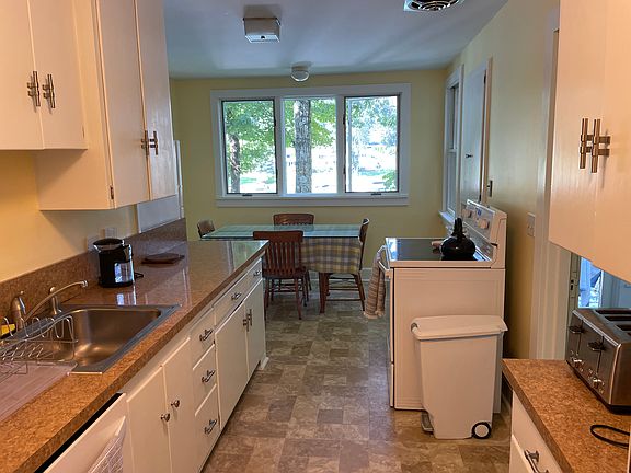 Kitchen with eating area
