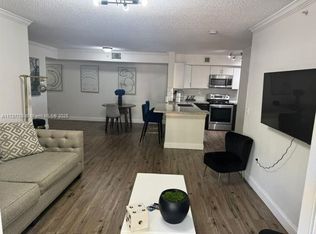 2494 Centergate Dr APT 207, Hollywood, FL 33025