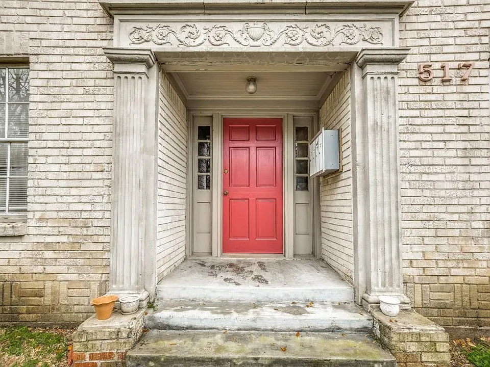 519 W Main St #3