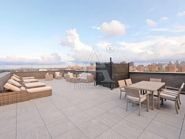 2183 3rd Avenue image 4 of 12