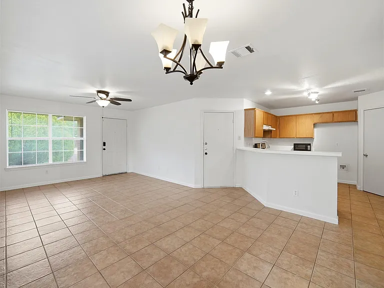 2304 Smith Branch Blvd #B — Photo 9