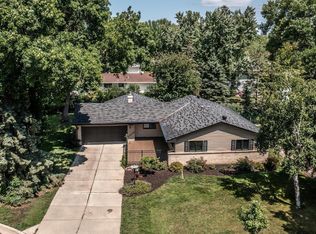 1904 Sibley Ct, Burnsville, MN 55337