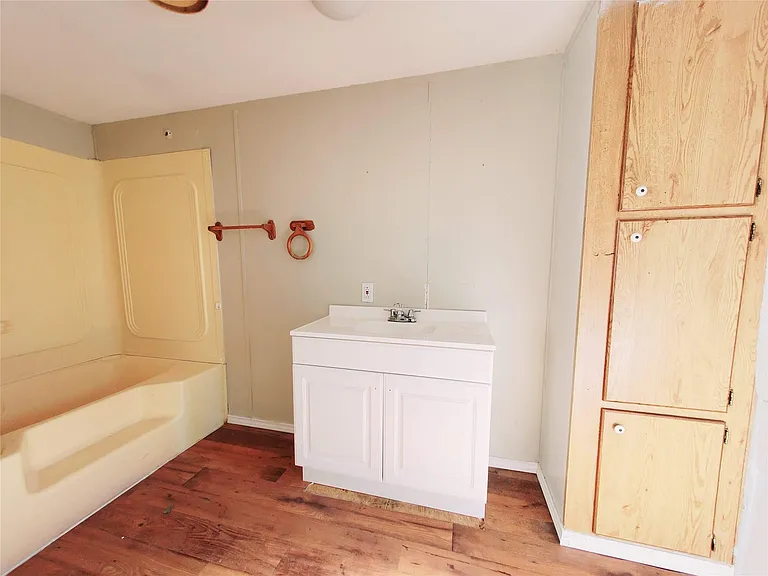 401 S Woodson St #5 — Photo 11