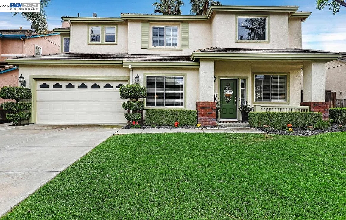 5 bed, 2777 sqft, $4,500 — Photo 1