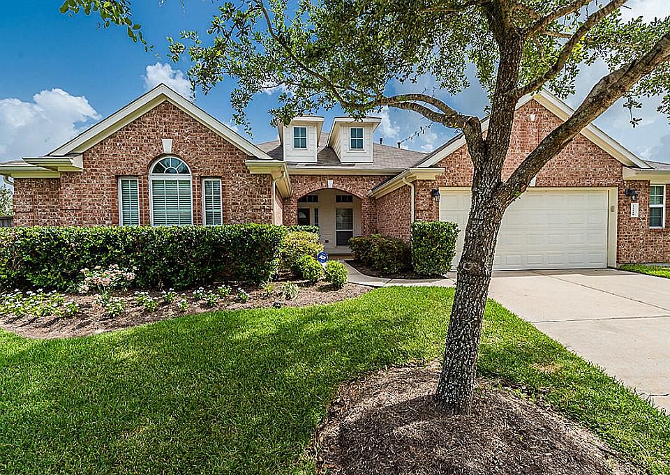 1st image of 21118 White River Ct