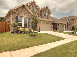 1916 Highlander Ct, Fort Worth, TX 76120