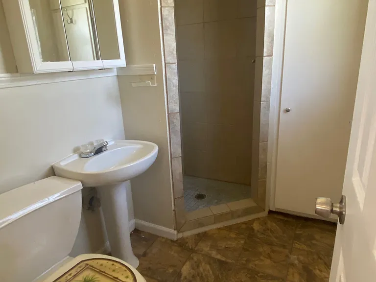 6103 Fairlane Dr — Photo 12