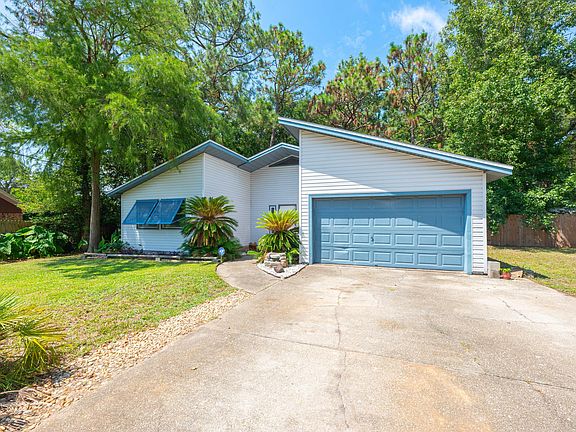 3rd image of 370 Makron Dr NW