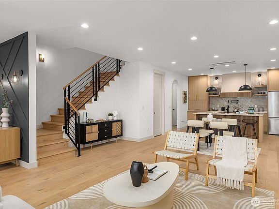 5th image of 7916 122nd Avenue NE
