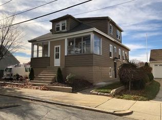 212 Gray St, Providence, RI 02909