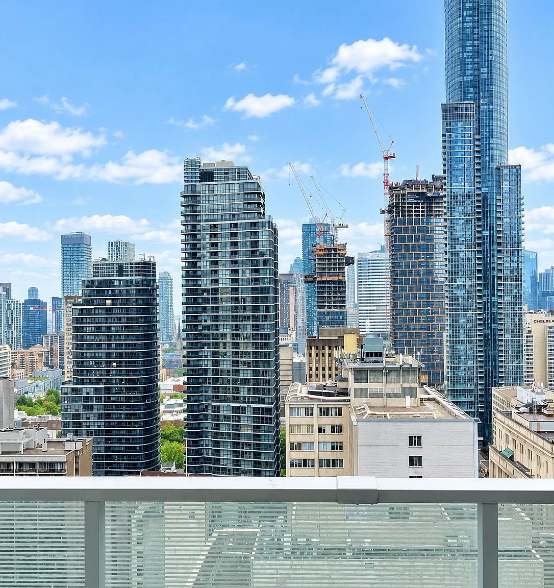 2 bed, $4,000 — Photo 1