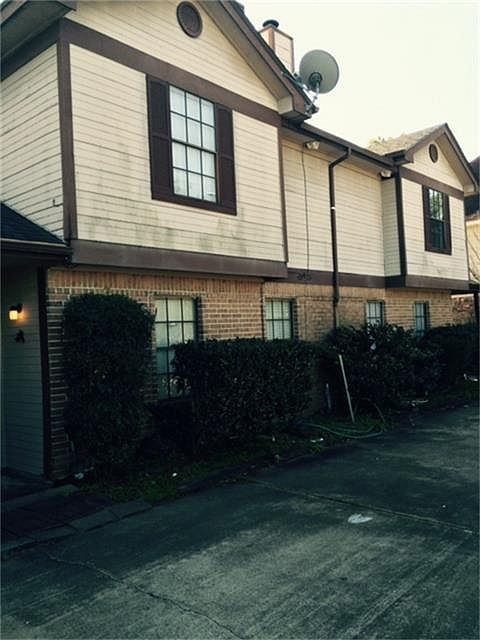 1st image of 9711 Pine Pass Dr Unit B
