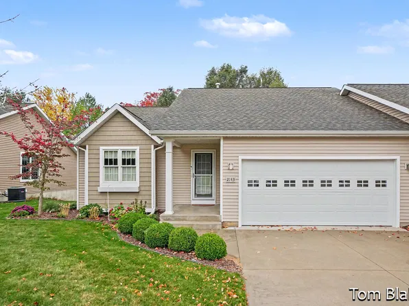 2143 Rosewood Ln, Muskegon, MI 49441