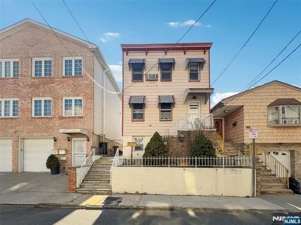 259 Winfield Ave, Jersey City, NJ 07305