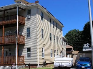 3 Bellevue St, Worcester, MA 01609