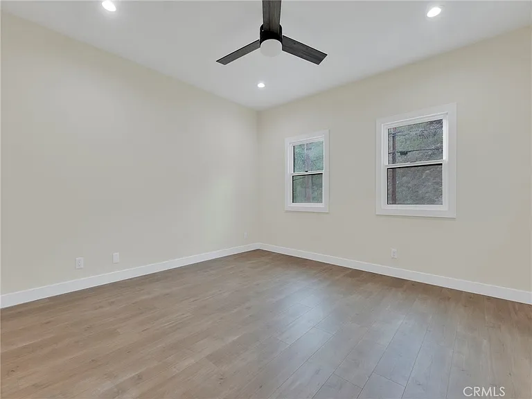 4530 Ensenada Dr — Photo 37