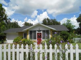 825 E 9th Ave, Mount Dora, FL 32757